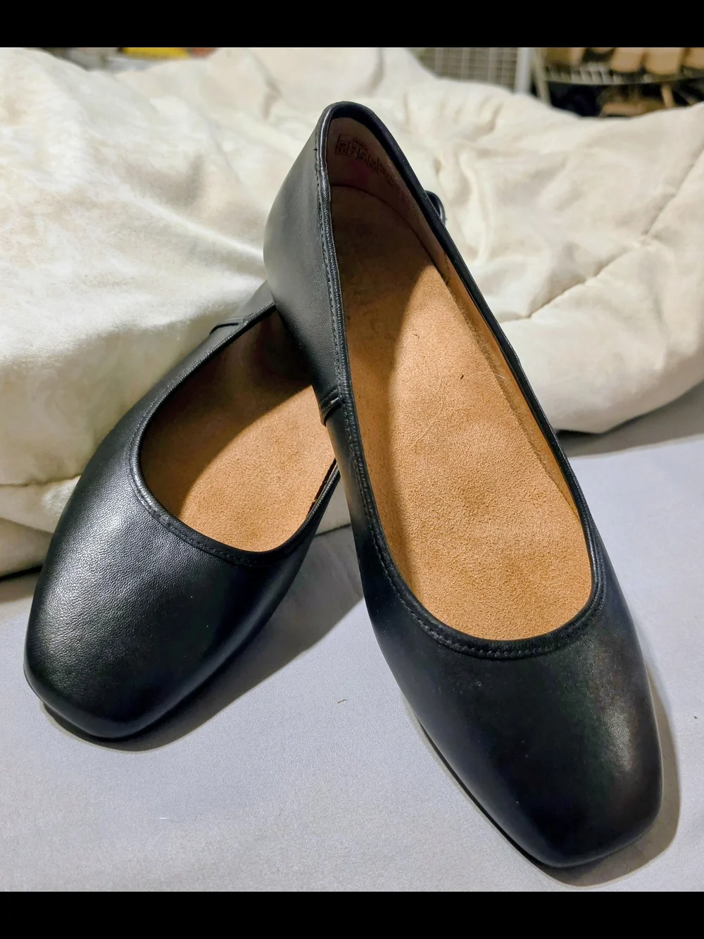 Vionic Orinda Square Toe Black Leather Ballet Flats   Size 9.5 Wide